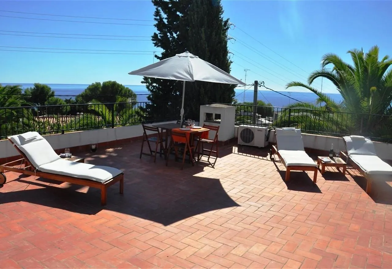 Villa Besides The Sea - 3 Bedrooms Tarragona