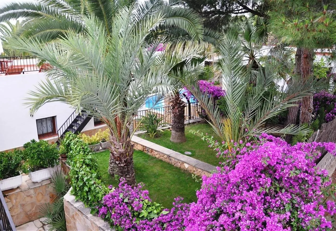 Villa Besides The Sea - 3 Bedrooms Tarragona 0*,
